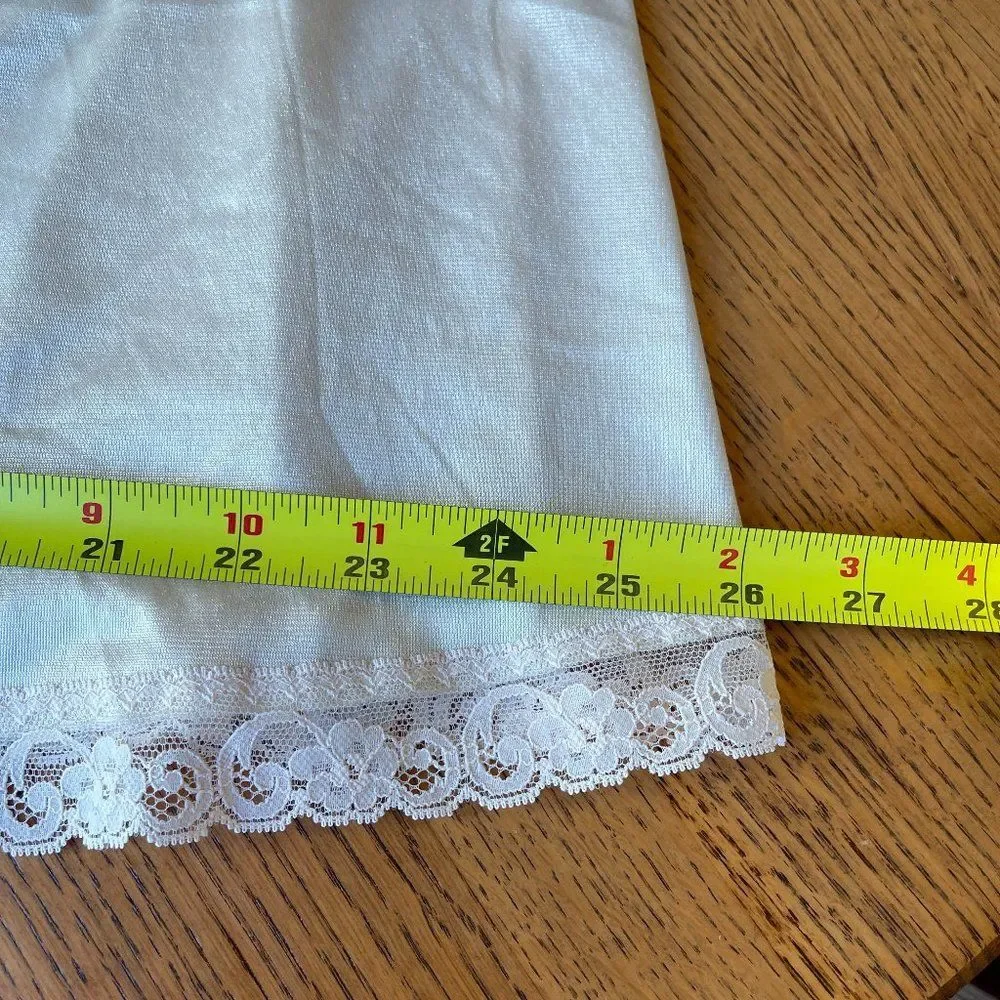 Sears half slip Vintage smooth waist with lace panels and trim, A-line M - Picture 8 of 9
